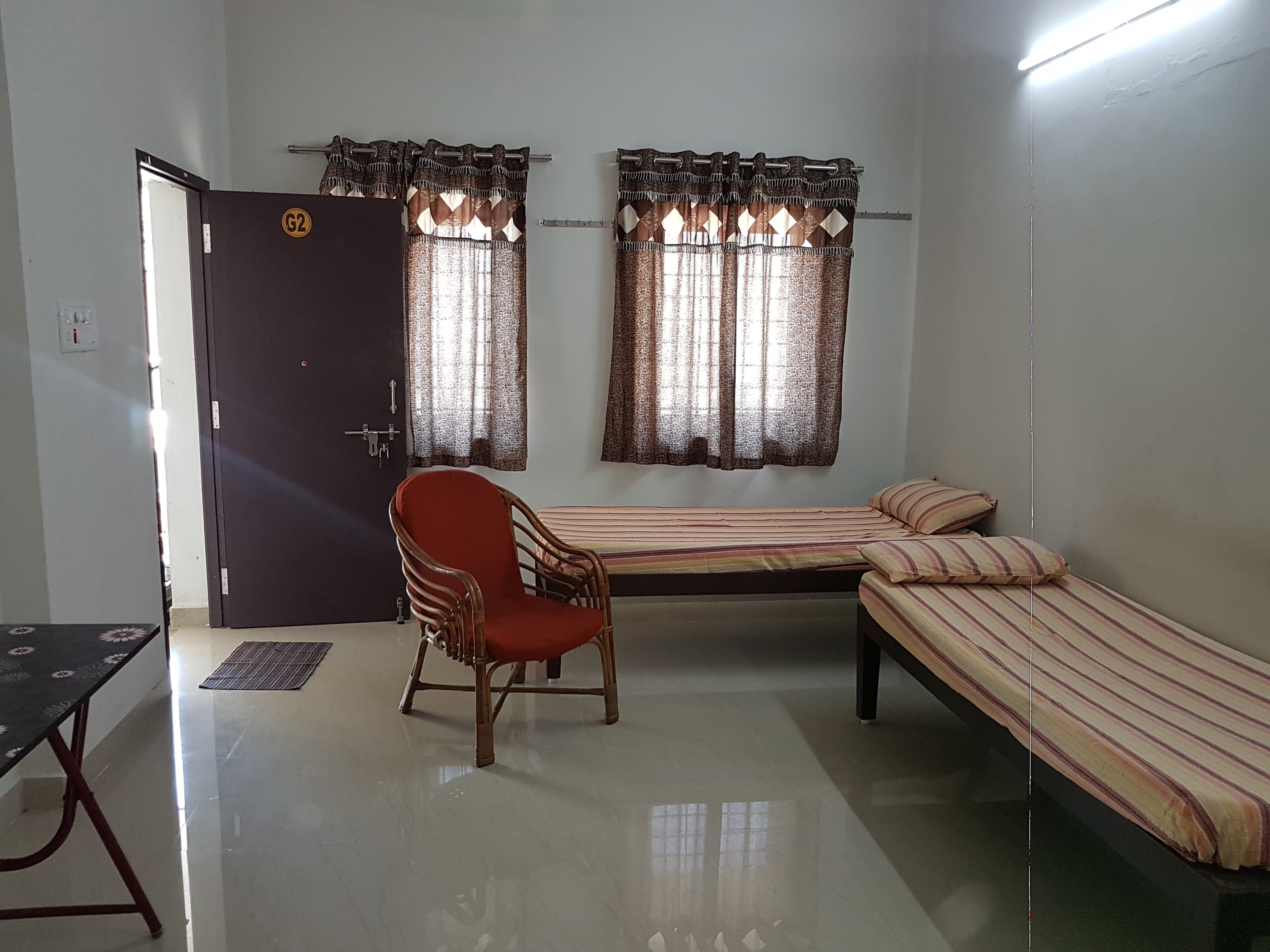 Luxury PG Rooms